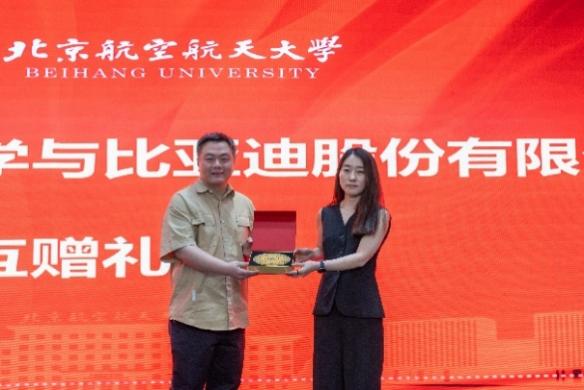 以及获奖leyu乐鱼新手怎么玩共同出